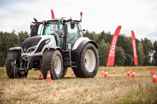 Valtra продолжает демонстрационный тур по странам Европы