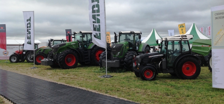 Технику AGCO представляют на «Всероссийском дне поля - 2019» в Ленинградской области