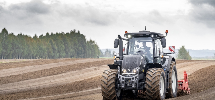 AGCO-RM и «АГКО Финанс» предлагают лизинговые программы на тракторы Valtra® 