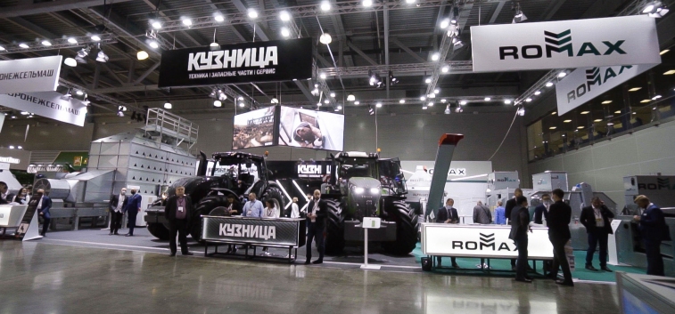 AGCO-RM представило полную линейку техники брендов Fendt®, Massey Ferguson® и Valtra® на октябрьских клиентских мероприятиях