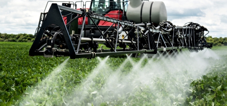  Новый самоходный опрыскиватель Massey Ferguson® 9335 доступен в лизинг