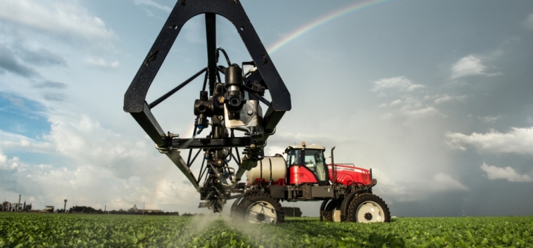  Новый самоходный опрыскиватель Massey Ferguson® 9335 доступен в лизинг