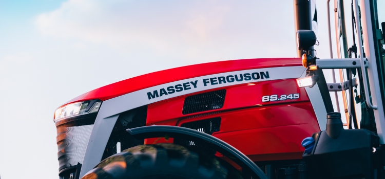 Бренд Massey Ferguson® представил новую серию тракторов MF 8S