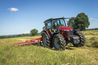 AGCO-RM фиксирует курс доллара на приобретение трактора Massey Ferguson® 6713