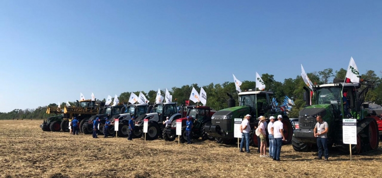 Официальный дилер AGCO-RM провел День поля Fendt® и Valtra® в Краснодарском крае