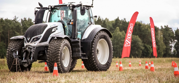 Valtra продолжает демонстрационный тур по странам Европы