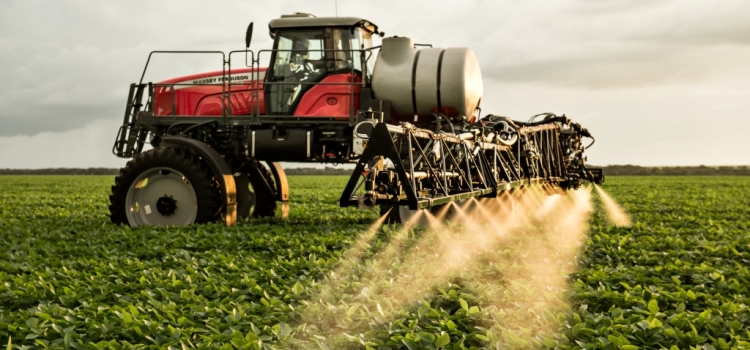  Новый самоходный опрыскиватель Massey Ferguson® 9335 доступен в лизинг